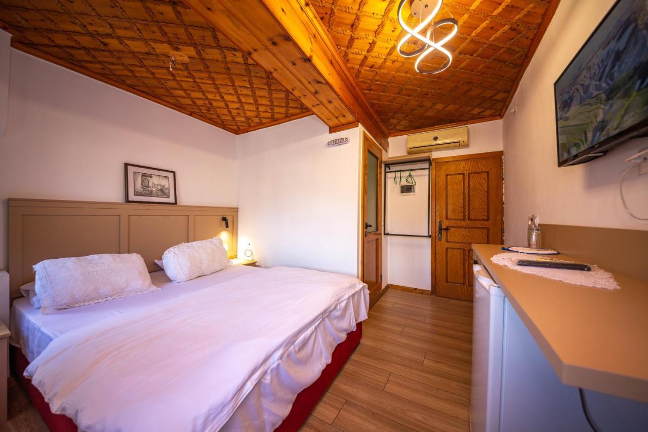 Bed And Breakfast Kotoni Gjirokastër 외부 사진